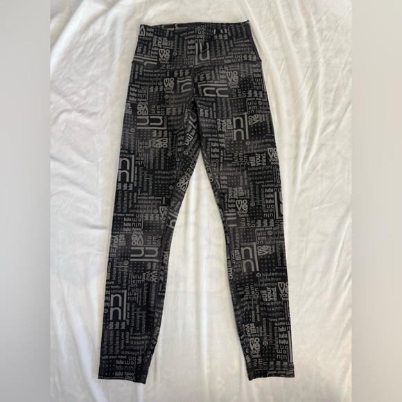 EUC Lululemon Wunder Train High-Rise Tight
Lululemon Ombre Black Multi 6 - Picture 3 of 7